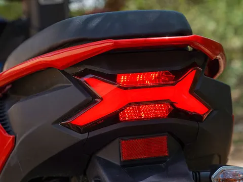 Xe tay ga cùng phân khúc với Honda Vision, thiết kế cá tính, giá ngang Wave RSX