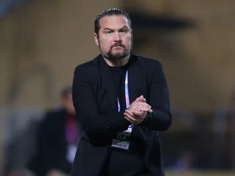 Tái xuất V.League, HLV Velizar Popov gây bất ngờ với nhiệm vụ "khó tin" tại Thể Công Viettel