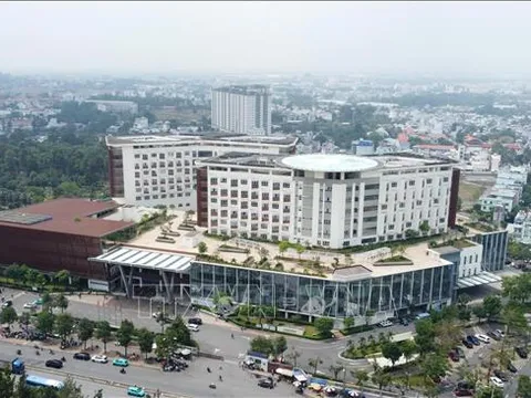 Xây dựng cộng đồng khỏe mạnh - Bài 1: Đổi thay diện mạo ngành Y