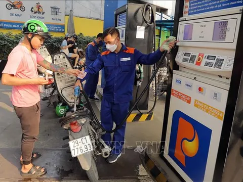 Đảm bảo nguồn cung xăng dầu xuyên suốt dịp nghỉ lễ 30/4-1/5
