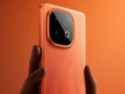 Smartphone mạnh bậc nhất thế giới, màn hình cực đỉnh, pin 7.620mAh, sạc 120W, giá khởi điểm chỉ 6,42 triệu đồng