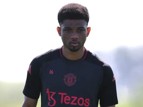 Man Utd đón tin vui dồn dập trước vòng bán kết Europa League