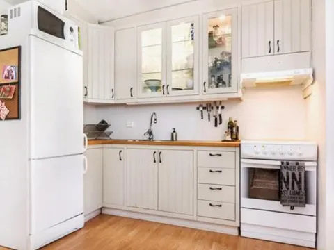 Thợ điện cảnh báo: Tuyệt đối không đặt 3 món đồ này lên nóc tủ lạnh nếu không muốn thiết bị nhanh hỏng, hóa đơn điện tăng vọt