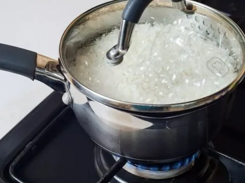 Tiết kiệm gas mỗi tháng với những mẹo nhỏ hiệu quả tại gian bếp