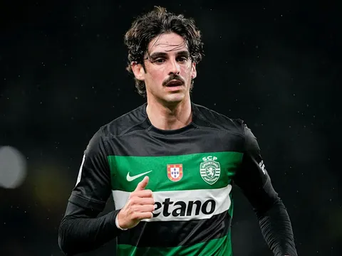 Arsenal quyết giành cựu sao Barca với Man Utd và Man City