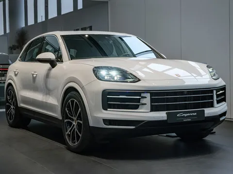 Bảng giá xe Porsche tháng 5/2025: Mẫu xe thấp nhất có giá 3,480 tỷ đồng