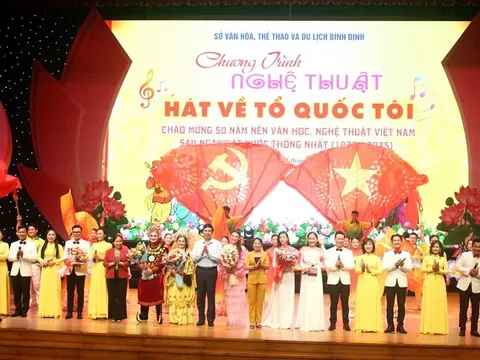 'Hát về Tổ quốc tôi' trên quê hương Bình Định