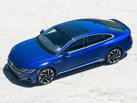 Volkswagen giới thiệu xe hạng sang thiết kế độc đáo, công suất 276 mã lực, giá gần 1,9 tỷ đồng, so kè cùng BMW 4 Series