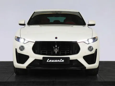 Bảng giá xe Maserati tháng 5/2025: Cần chi từ 4,2 tỷ đồng để ‘rinh’ xe về nhà