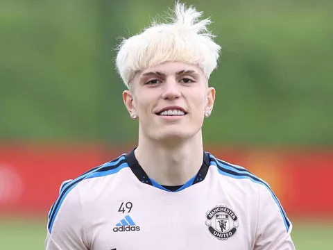 Man Utd sắp 'thay máu' đội hình, Garnacho lên tiếng về tương lai