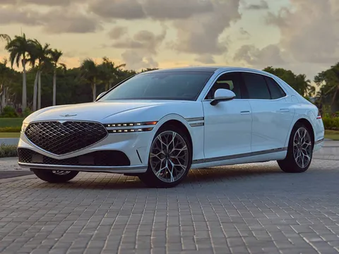 Top 10 xe hơi hạng sang tốt nhất trong tầm giá trên 100.000 USD: Genesis G90 góp mặt