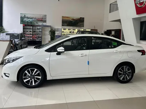 Bảng giá xe Nissan tháng 5/2025: Giảm giá mạnh