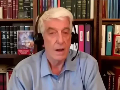 Chuyên gia hàng đầu về UFO cảnh báo: Người ngoài hành tinh có thể đang giết hại người vô tội