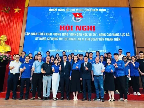 Nam Định triển khai chương trình 'bình dân học vụ số' đến với thanh niên