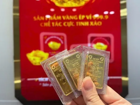 Giá vàng ngày 15/5: Vàng thế giới trượt dốc, rời xa ngưỡng 3.200 USD/ounce