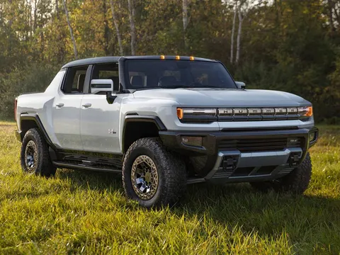 Top 10 xe bán tải đắt nhất năm 2025: Vị trí dẫn đầu lên tới 107.145 USD