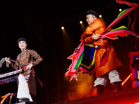 “Mưa lửa”: Những thước phim chưa từng được hé lộ, những câu chuyện tạo nên hành trình rực rỡ của 33 Anh Tài