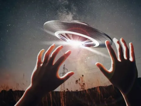 UFO bị cáo buộc xâm nhập không phận Mỹ và can thiệp vào khả năng tấn công hạt nhân