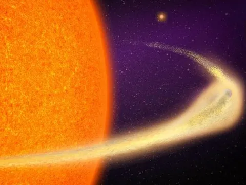 Hành tinh địa ngục đang tan chảy giữa vũ trụ, để lại vệt lửa dài 9 triệu km
