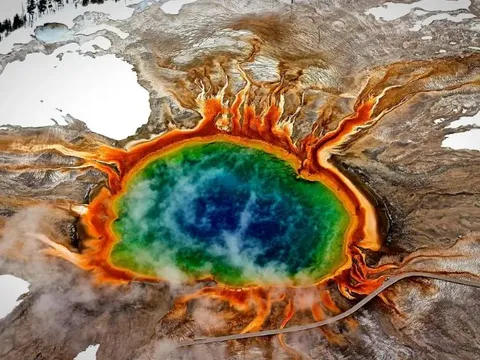 Phát hiện 'nắp ẩn' ngăn siêu núi lửa Yellowstone phun trào, giải mã khả năng xảy ra sự kiện tận thế