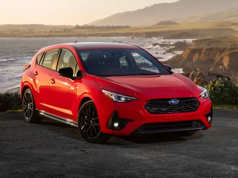 Top 10 xe hơi dẫn động 4 bánh giá rẻ nhất năm 2025: Subaru Impreza chiếm ngôi đầu