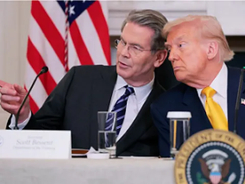 Mỹ bị hạ tín nhiệm: Hồi chuông cảnh tỉnh cho các chủ nợ châu Á
