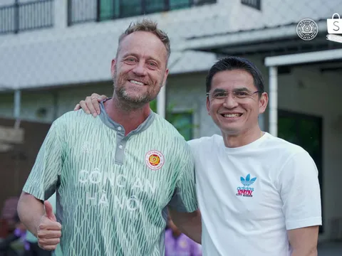 HLV Kiatisak bất ngờ tái ngộ CLB CAHN tại Thái Lan trước trận chung kết lượt về Shopee Cup 2024/25