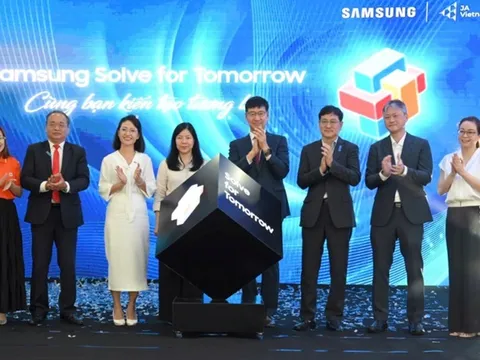 Khởi động cuộc thi Solve for Tomorrow 2025 tại miền Trung