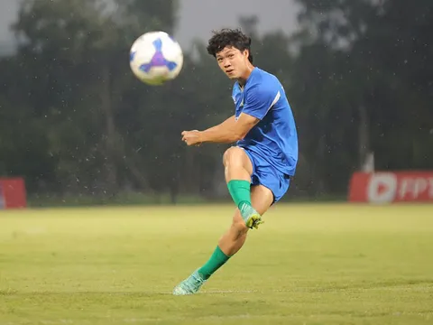 Công Phượng bị ‘gạch tên’ khỏi ĐT Việt Nam: HLV Kim Sang-sik tạo bất ngờ lớn giữa lúc hàng công khủng hoảng