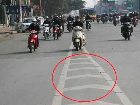Cách đi qua vạch xương cá (vạch 4.2) đúng luật để không bị phạt tiền và trừ điểm trên bằng lái 