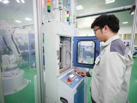 Ứng dụng công nghệ: Đòn bẩy đột phá nâng năng suất lao động