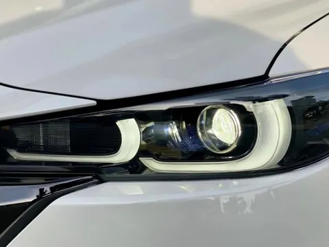 Ở Việt Nam có xe gầm cao rẻ hơn Toyota Corolla Cross cả trăm triệu nhưng to rộng hơn, ăn xăng 7L/100km