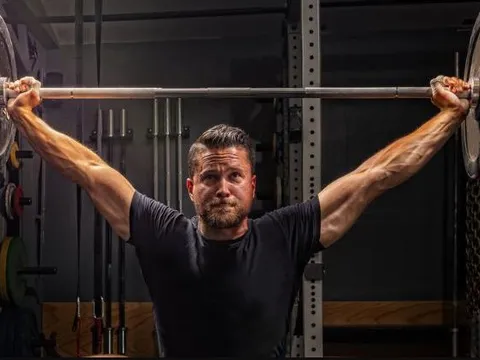 Hé lộ sự thật đáng báo động: Vì sao ngày càng nhiều vận động viên thể hình chuyên nghiệp đột ngột qua đời?