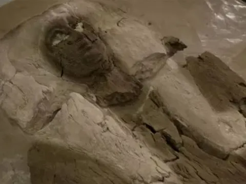 Xác ướp bí ẩn trong kim tự tháp: Tưởng là pharaoh, hóa ra lại là công chúa Ai Cập