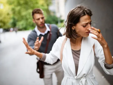 Phát hiện mới: Gốc rễ của tính cách tự luyến có thể bắt nguồn từ tuổi thơ