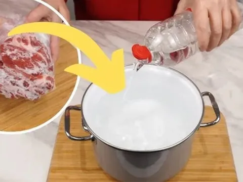 Rã đông thịt bằng giấm: Bí quyết nhanh, sạch và an toàn cho người bận rộn