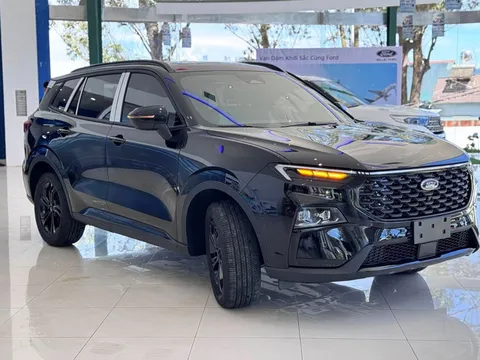 'Kẻ ngáng đường' Honda CR-V, Mazda CX-5 giảm giá hơn 100 triệu đồng tại Việt Nam