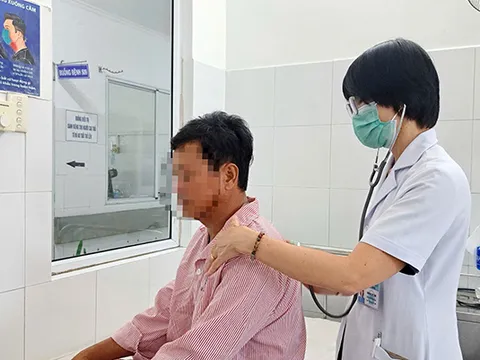 Đà Nẵng: Lấy dị vật đường thở cho người bệnh 53 tuổi sau 5 tháng ho kéo dài