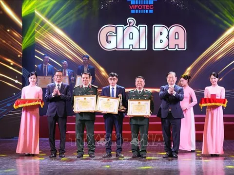 Công nghệ vi sóng, hướng đi mới cho sản xuất vật liệu sạch
