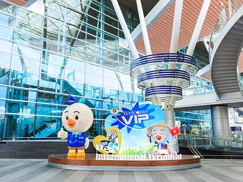 Sân bay Đà Nẵng mở chiến dịch đặc biệt chào đón 'ông hoàng Kpop' G-Dragon trở lại Việt Nam