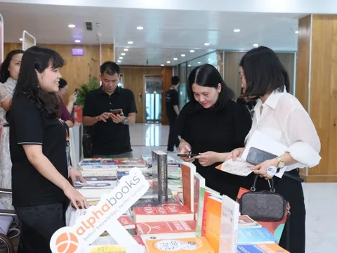 Không chỉ số hóa, xuất bản Việt cần hệ sinh thái nội dung phù hợp thị trường