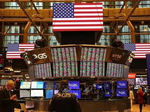 S&P 500 và Nasdaq chốt phiên cao kỷ lục sau thỏa thuận thương mại với Việt Nam
