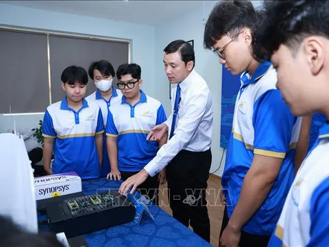 Đào tạo nhân lực ngành vi mạch bán dẫn: Đón đầu xu thế công nghiệp hóa
