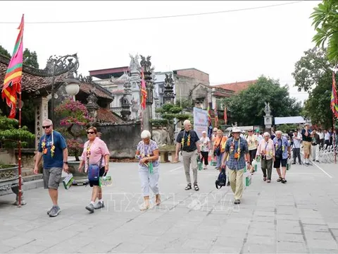 Cộng hưởng tài nguyên, nâng tầm du lịch địa phương
