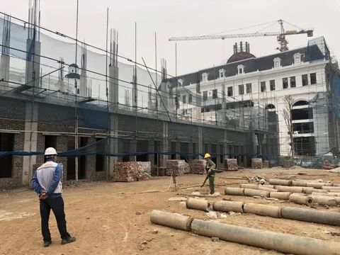 Giá nguyên vật liệu tăng cao, doanh nghiệp xây dựng gặp khó