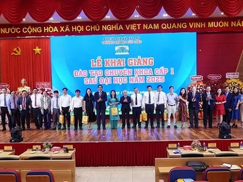 Trường Đại học Cửu Long khai giảng đào tạo chuyên khoa cấp 1 sau đại học