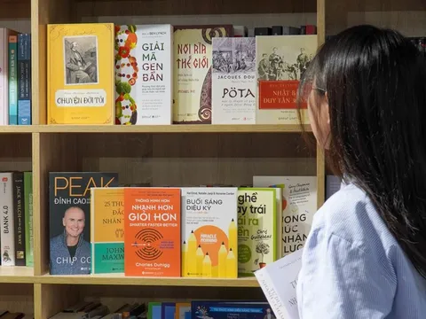 Lan tỏa tri thức, kết nối cộng đồng với dự án xây dựng 100 tủ sách