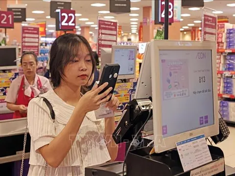 Tiêu dùng phục hồi thúc đẩy tăng trưởng kinh tế năm 2025