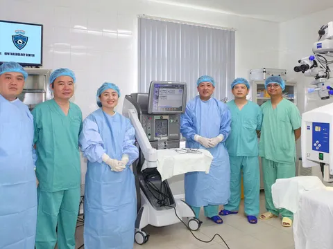 Bệnh viện trung ương Huế vận hành hệ thống mổ võng mạc hiện đại nhất miền Trung

