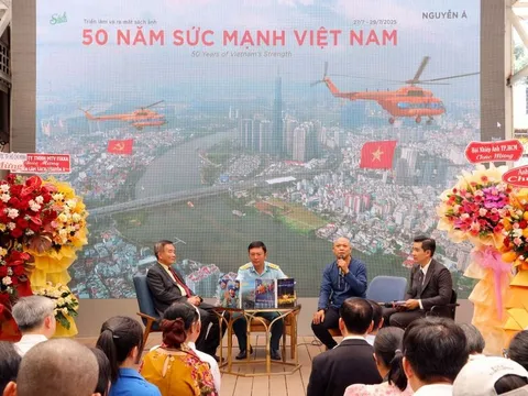 Hai cuốn sách – một tình yêu dành cho TP Hồ Chí Minh